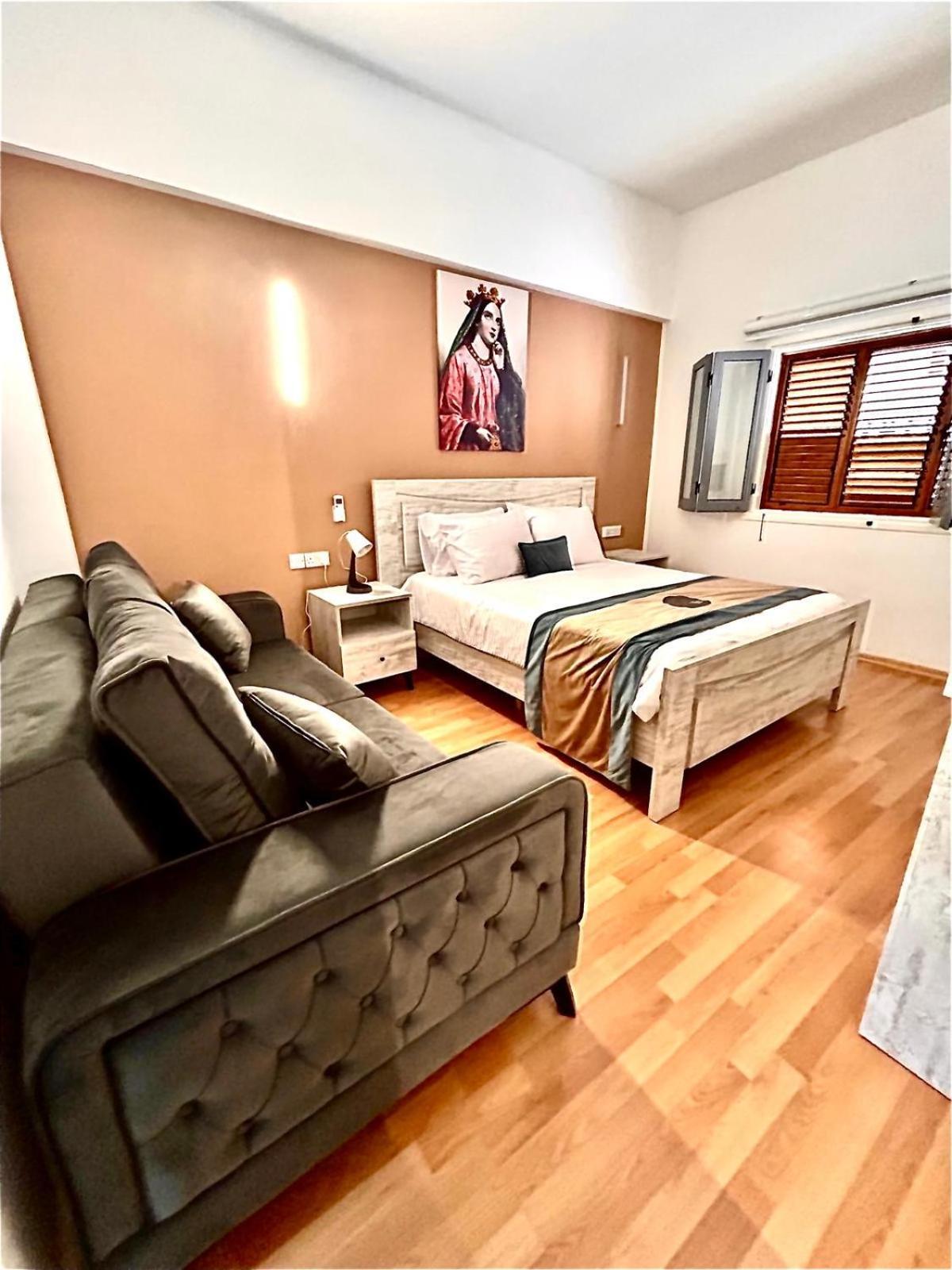 Royal Goddess Guest House, Walled City Famagouste Extérieur photo