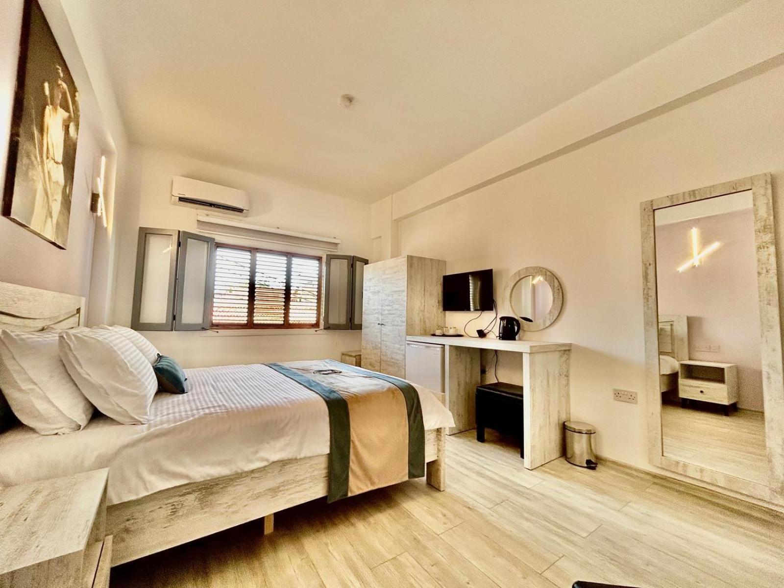 Royal Goddess Guest House, Walled City Famagouste Extérieur photo