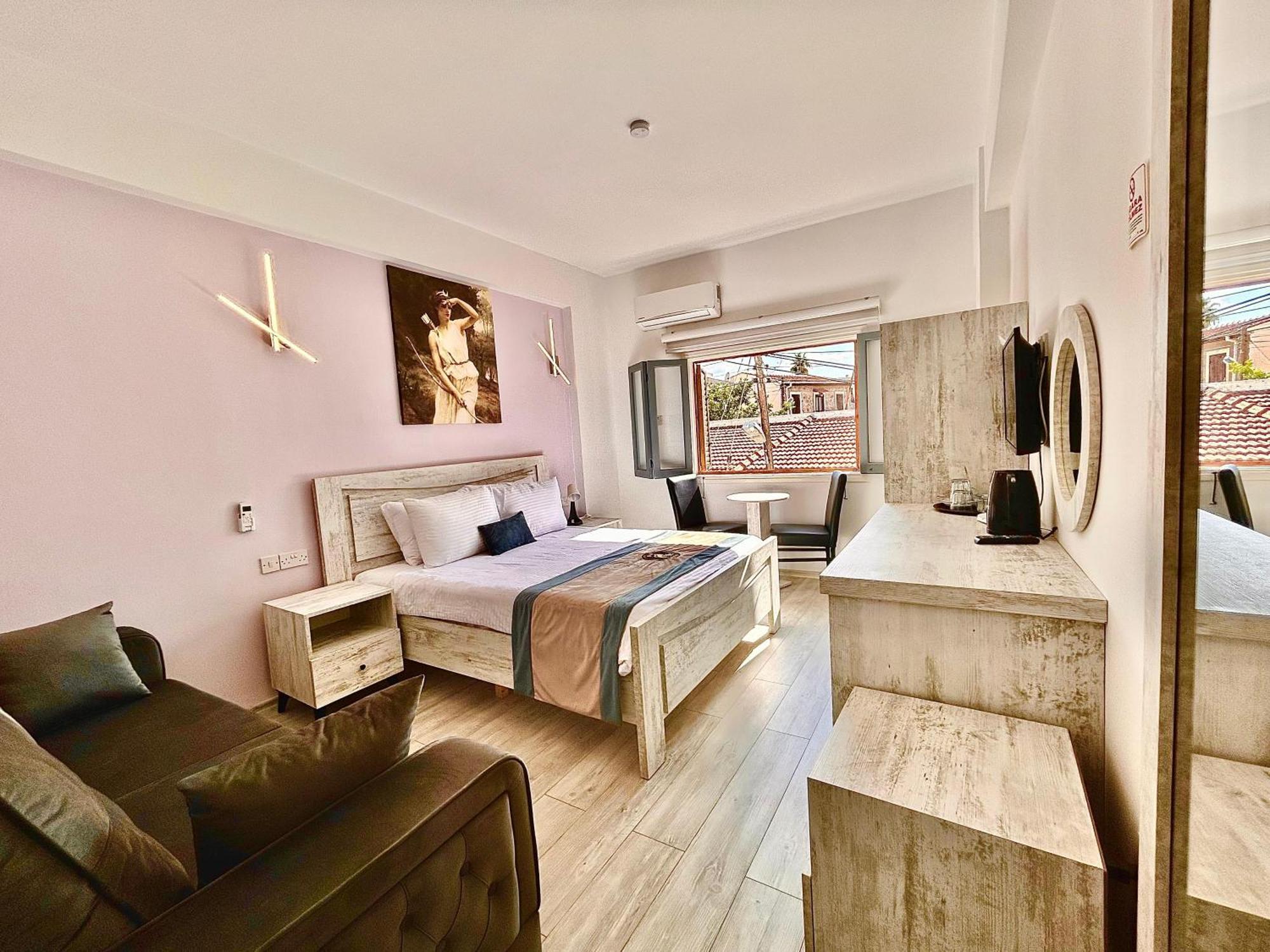 Royal Goddess Guest House, Walled City Famagouste Extérieur photo