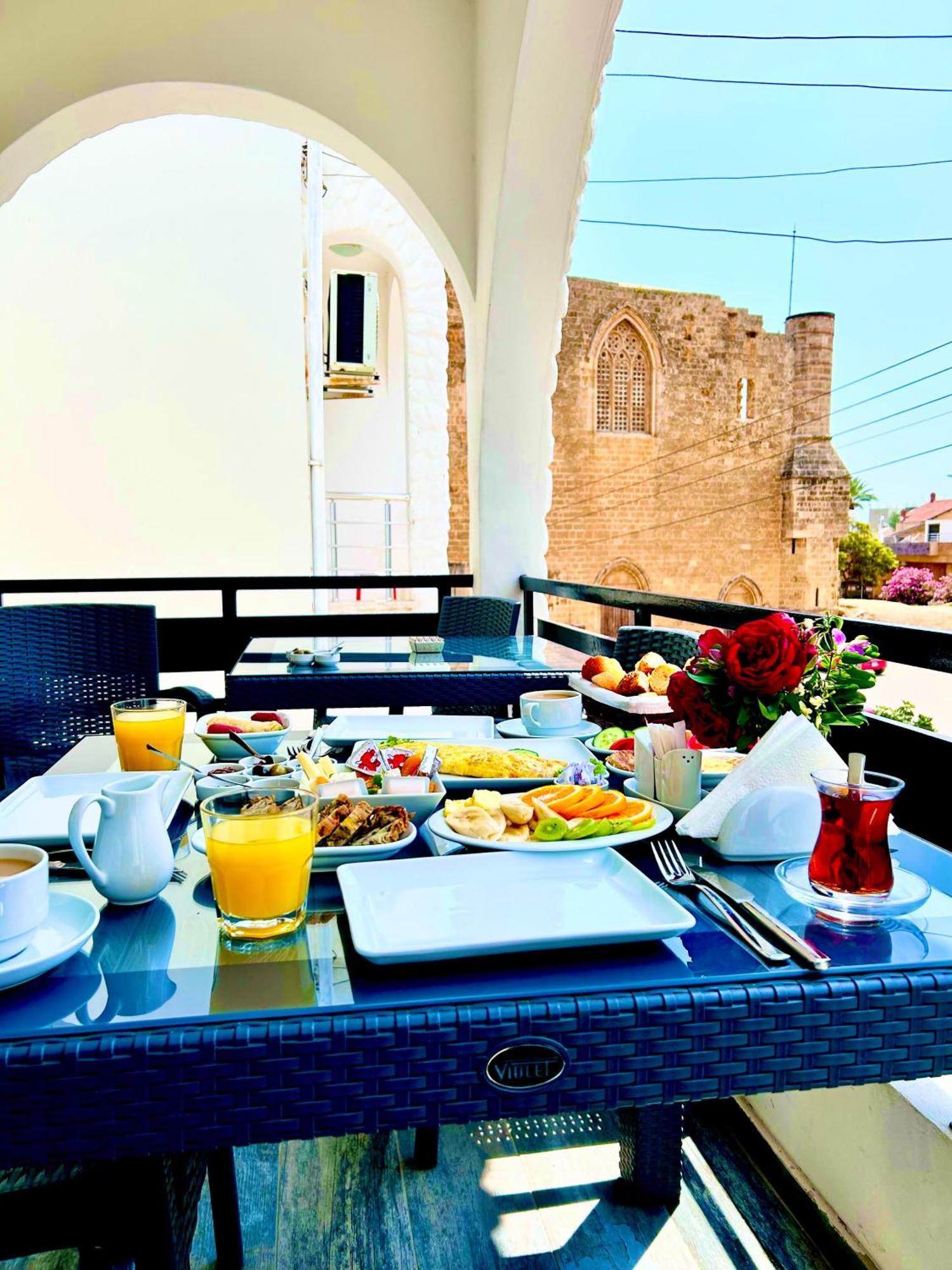 Royal Goddess Guest House, Walled City Famagouste Extérieur photo